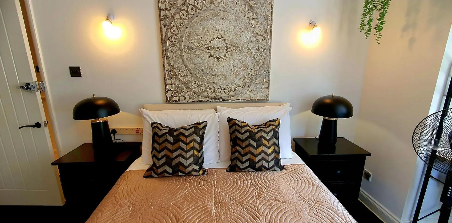 Rose Homestay Brighton - Free Parking Ensuite Studio Room Near Brighton Uni