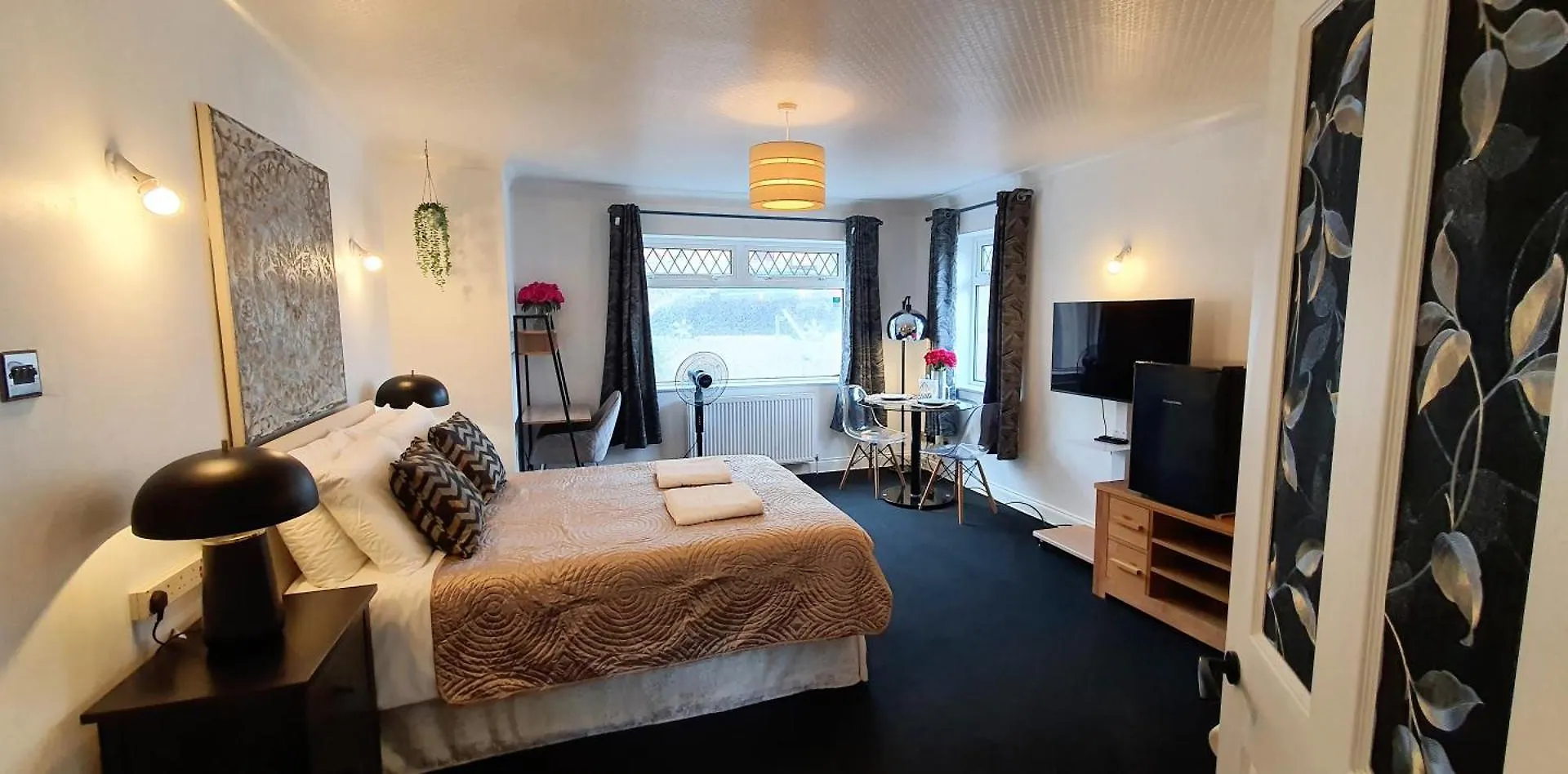 Rose Homestay Brighton - Free Parking Ensuite Studio Room Near Brighton Uni