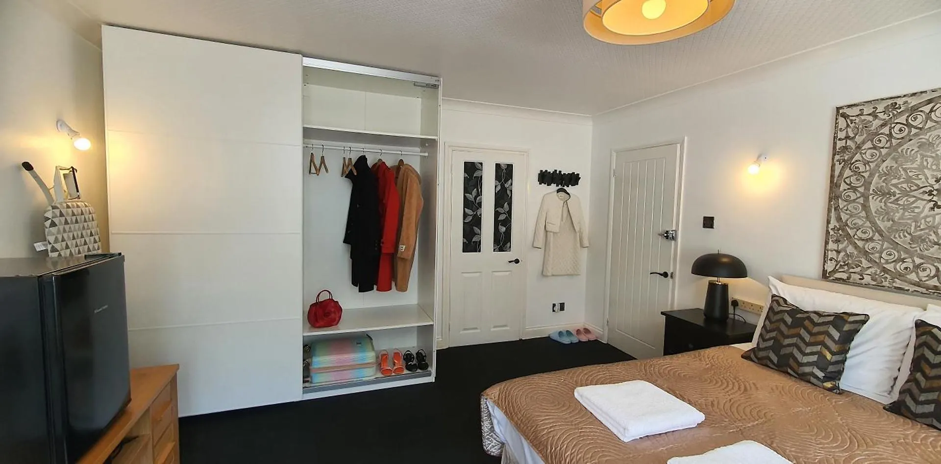 Rose Homestay Brighton - Free Parking Ensuite Studio Room Near Brighton Uni